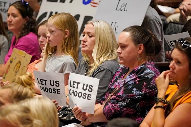School mask, vaccine mandates supported in US: AP-NORC poll | iNFOnews.ca School mask, vaccine mandates supported in US: AP-NORC poll | iNFOnews.ca