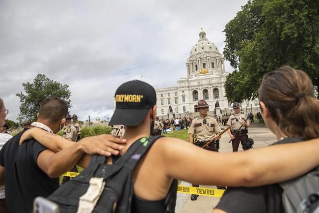 4 Line 3 protesters arrested at Minnesota Capitol | iNFOnews.ca 4 Line 3 protesters arrested at Minnesota Capitol | iNFOnews.ca
