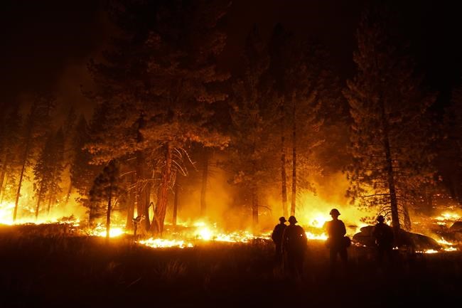 Lake Tahoe resort city OK for now, wildfire fight not over | iNFOnews.ca Lake Tahoe resort city OK for now, wildfire fight not over | iNFOnews.ca