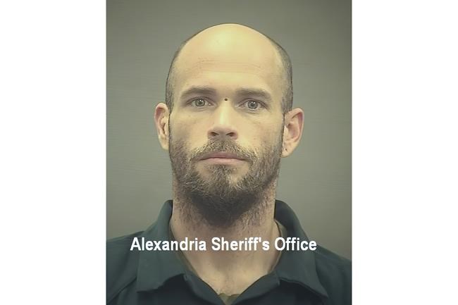 Arizona man who wore horns in riot pleads guilty to felony | iNFOnews.ca