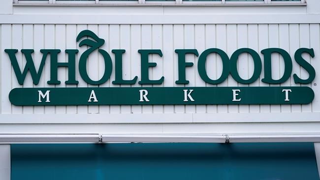 Amazon to open 2 cashier-less Whole Foods stores next year | iNFOnews.ca