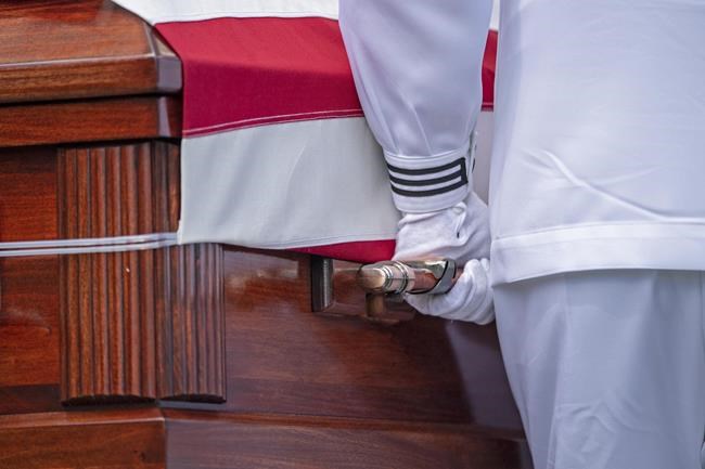 Grief comes home to US towns week after Afghanistan war ends | iNFOnews.ca