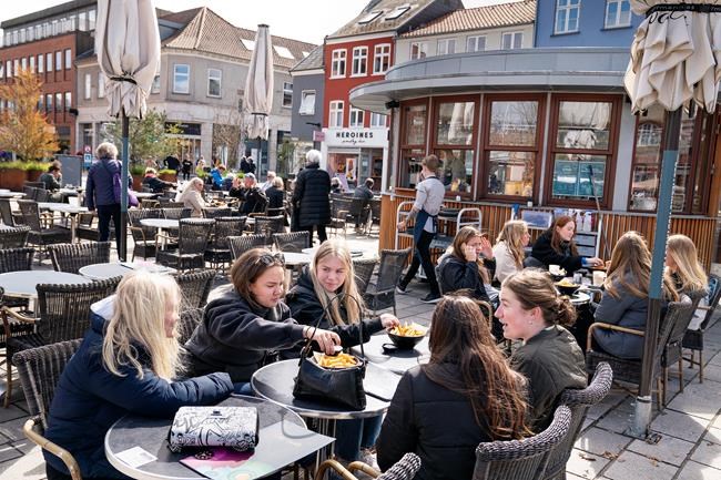 Citing high shot rates, Danes end COVID-19 restriction | iNFOnews.ca Citing high shot rates, Danes end COVID-19 restriction | iNFOnews.ca