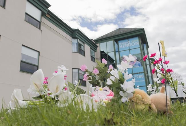 Quebec coroner outraged by delay in getting nurses to hard-hit Résidence Herron | iNFOnews.ca Quebec coroner outraged by delay in getting nurses to hard-hit Résidence Herron | iNFOnews.ca