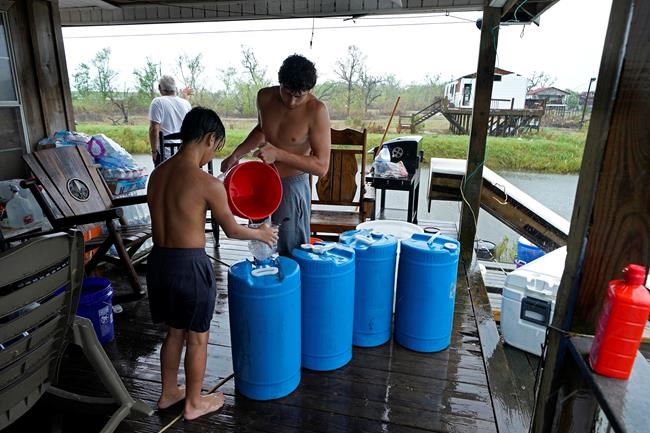 Nicholas lingers in Louisiana, dumps rain as far as Florida | iNFOnews.ca Nicholas lingers in Louisiana, dumps rain as far as Florida | iNFOnews.ca