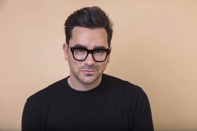 Dan Levy signs deal to write and produce film and TV projects at Netflix | iNFOnews.ca