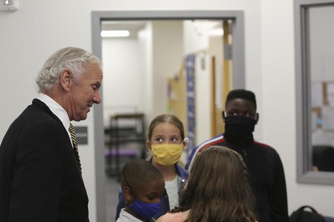 Schools get the brunt of latest COVID wave in South Carolina | iNFOnews.ca