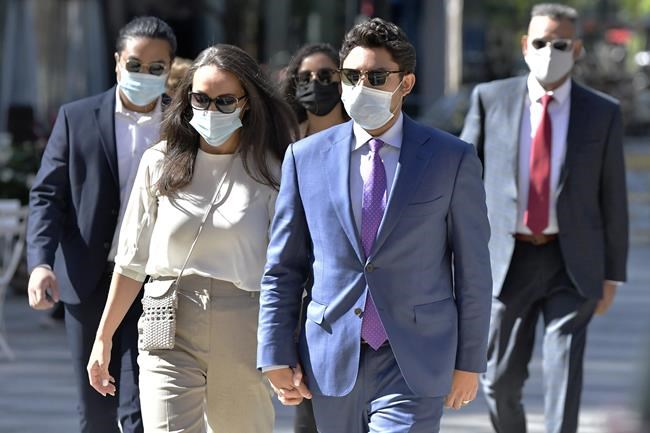 Judge says he'll toss some of ex-mayor's fraud convictions | iNFOnews.ca CP2079236937