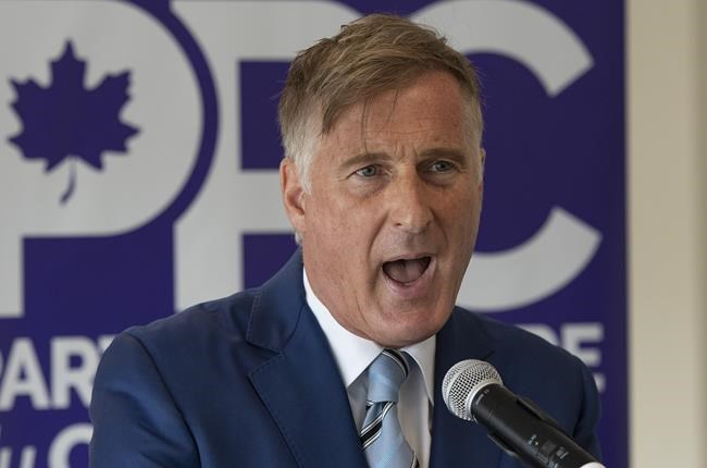 Twitter requires Maxime Bernier to delete tweet sharing reporters' emails | iNFOnews.ca Twitter requires Maxime Bernier to delete tweet sharing reporters' emails | iNFOnews.ca