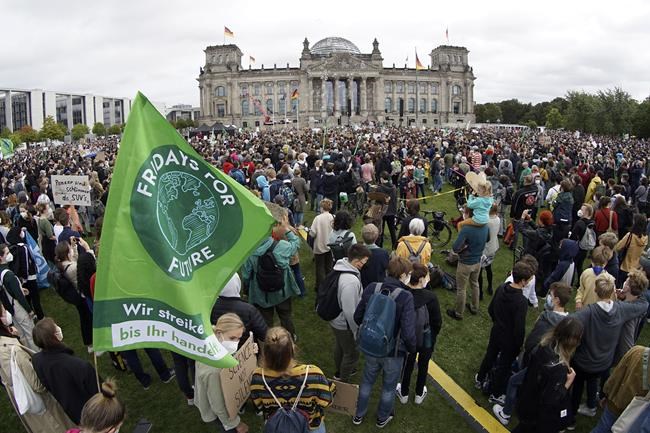 Thunberg joins large German climate rally ahead of election | iNFOnews.ca