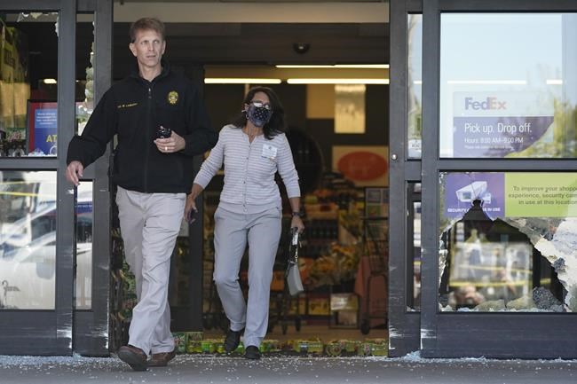 Police: Grocery store gunman was vendor, didn't have target | iNFOnews.ca