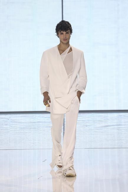 Supermodels in tow, Rousteing celebrates 10 years at Balmain | iNFOnews.ca Supermodels in tow, Rousteing celebrates 10 years at Balmain | iNFOnews.ca