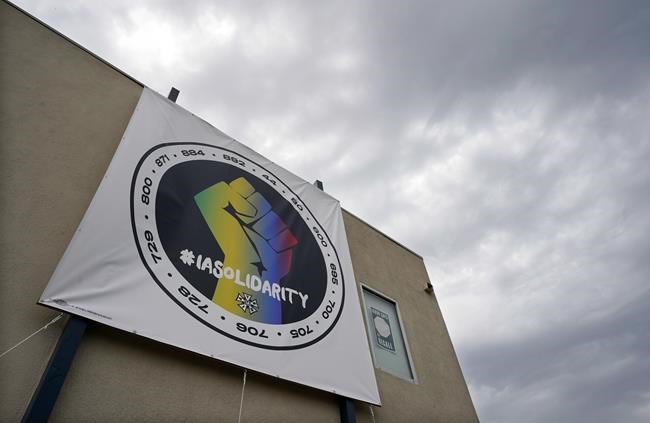 Hollywood’s behind-the-scenes crews vote to authorize strike | iNFOnews.ca