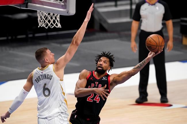 Toronto Raptors centre Khem Birch says he and his family had COVID-19 | iNFOnews.ca CP202786699