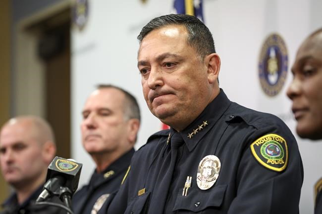 Miami police chief being fired after 6 months on the job | iNFOnews.ca