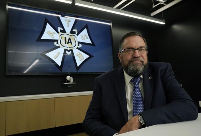 Strike dodged with deal between film and TV crews, studios | iNFOnews.ca Strike dodged with deal between film and TV crews, studios | iNFOnews.ca