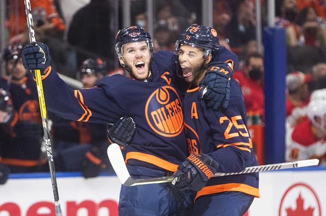 McDavid score three goals as Oilers defeat Flames 5-2 for their second straight win | iNFOnews.ca