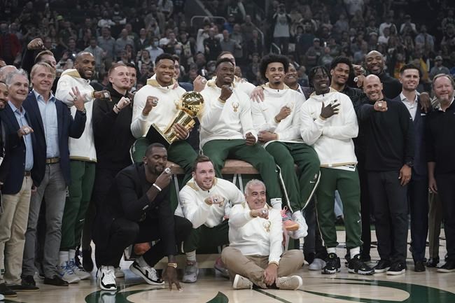 NBA champion Bucks to visit White House on Nov. 8 | iNFOnews.ca
