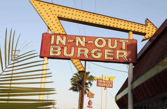 San Francisco shuts burger spot for not checking vaccination | iNFOnews.ca San Francisco shuts burger spot for not checking vaccination | iNFOnews.ca