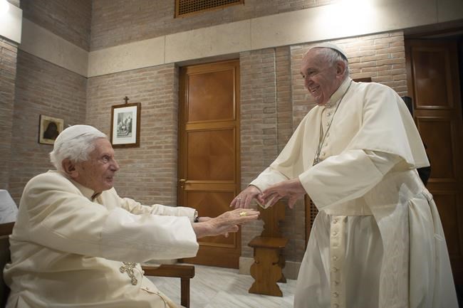 Retired pope hopes to soon join friends in 'the afterlife' | iNFOnews.ca