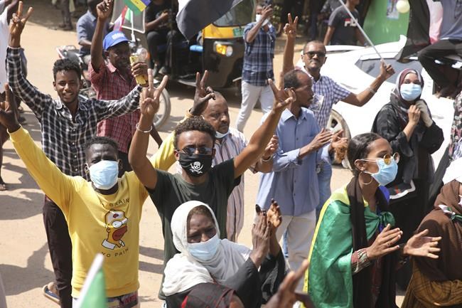 Thousands rally in Sudan's capital to demand civilian rule | iNFOnews.ca