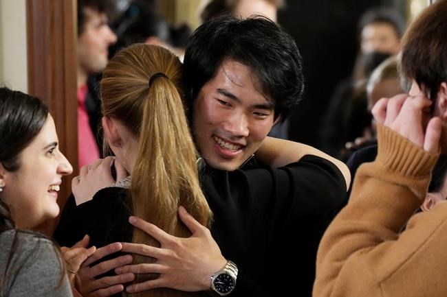 Bruce Xiaoyu Liu's win at Chopin competition a boon for Quebec, says one of his peers | iNFOnews.ca
