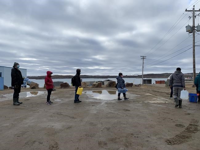 Iqaluit staff recommend full rebate for water customers due to emergency | iNFOnews.ca CP303376150