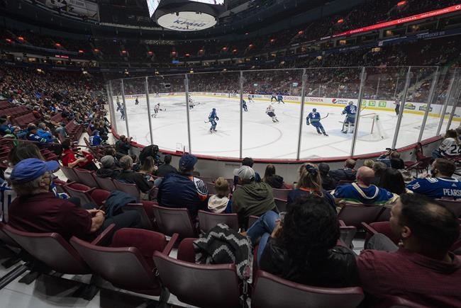 B.C. lifting COVID-19 restrictions but not everyone ready to resume usual gatherings | iNFOnews.ca B.C. lifting COVID-19 restrictions but not everyone ready to resume usual gatherings | iNFOnews.ca