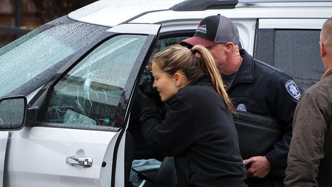Bullet struck officer's hat in Idaho mall shooting | iNFOnews.ca