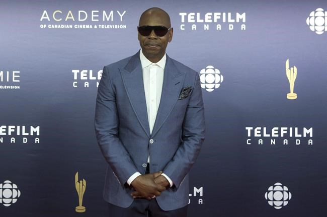 Dave Chappelle books Toronto's Scotiabank Arena as Netflix controversy simmers | iNFOnews.ca