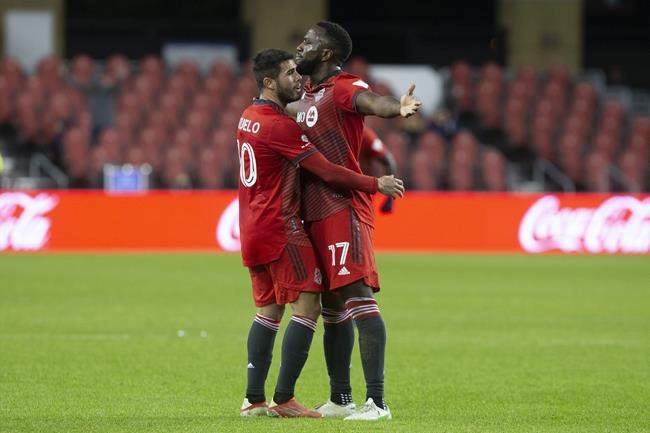 Philadelphia Union stave off Toronto FC comeback to secure 2-2 tie | iNFOnews.ca