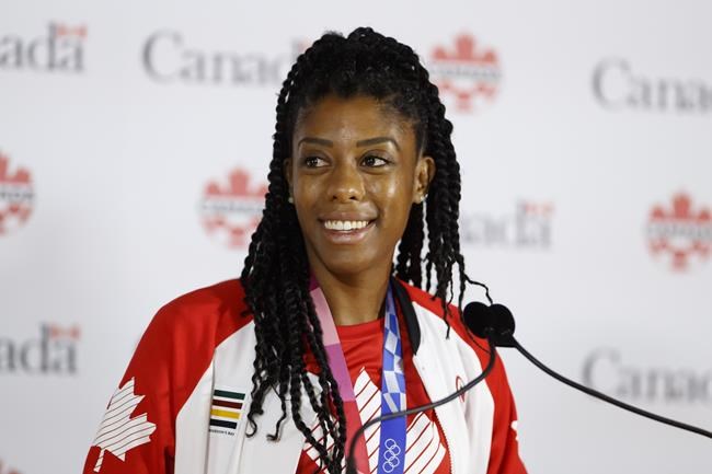 Canada's Ashley Lawrence a finalist for BBC Women's Footballer of the Year | iNFOnews.ca CP941468813