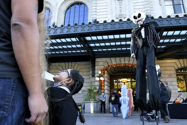 As COVID cases fall, Halloween brings more fun and less fear | iNFOnews.ca