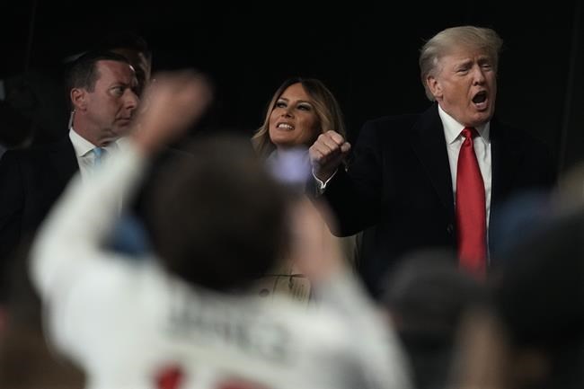 Trump chops with Braves fans before Game 4 of World Series | iNFOnews.ca Trump chops with Braves fans before Game 4 of World Series | iNFOnews.ca