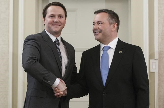 Alberta agriculture minister quits cabinet amid concerns about drinking | iNFOnews.ca CP345605580