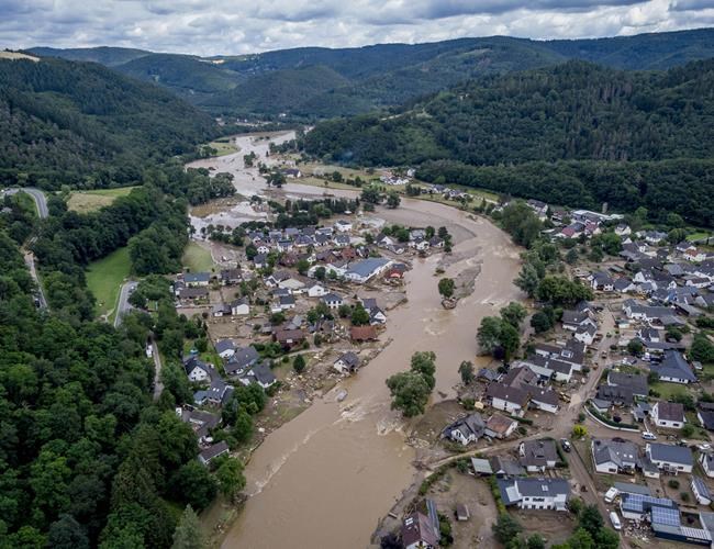 German railway resumes service to valley devastated by flood | iNFOnews.ca German railway resumes service to valley devastated by flood | iNFOnews.ca