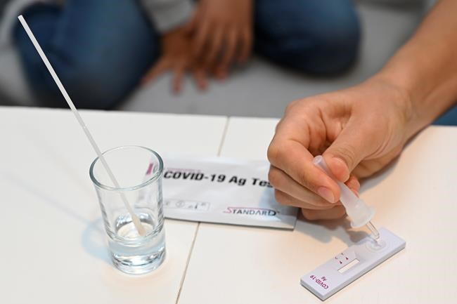 Daily COVID-19 infections jump in Czech Republic, Slovakia | iNFOnews.ca