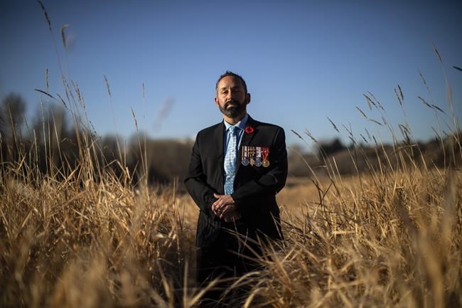 Canadian veteran helps Afghan interpreter and his family escape Taliban rule | iNFOnews.ca CP158026906