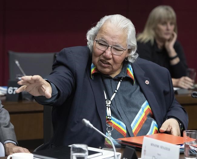 Murray Sinclair to chair negotiations on federal compensation for First Nations kids | iNFOnews.ca