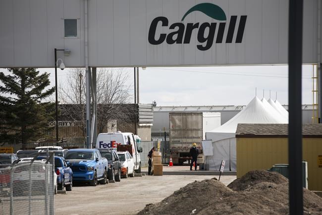 Strike notice at Cargill in Alberta, one of Canada's largest beef processing plants | iNFOnews.ca