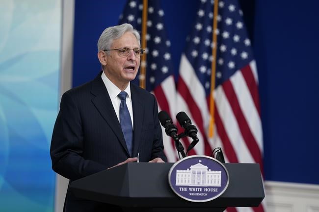 Durbin calls for Garland to remove federal prisons director | iNFOnews.ca