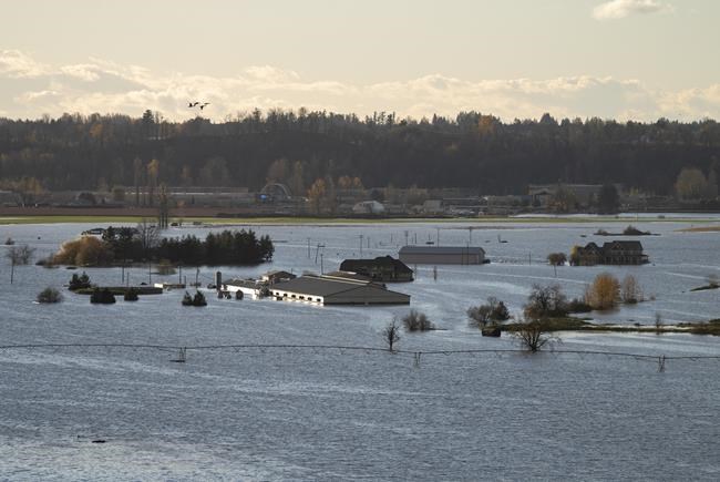 B.C. officials should have issued warning about weather: First Nations leader | iNFOnews.ca
