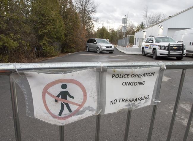 Asylum seekers can use Roxham Road crossing in Quebec again as pandemic ban lifted | iNFOnews.ca