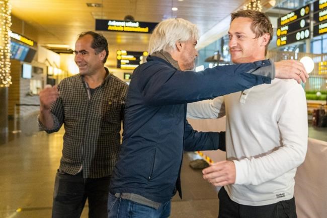 Qatar detains 2 Norway journalists amid World Cup coverage | iNFOnews.ca