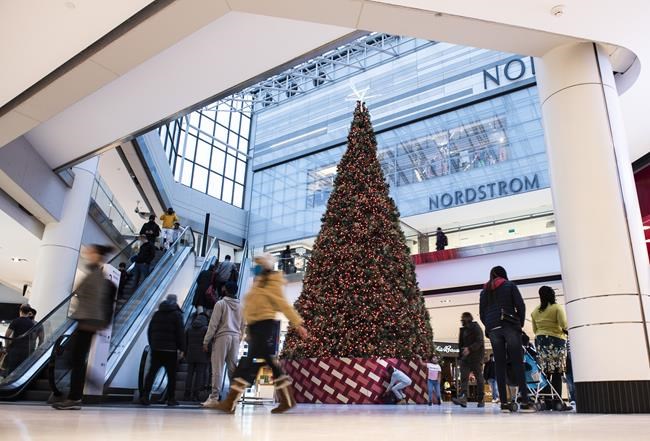 Canadians to spend big on holidays, return to shopping malls, multiple surveys find | iNFOnews.ca Canadians to spend big on holidays, return to shopping malls, multiple surveys find | iNFOnews.ca