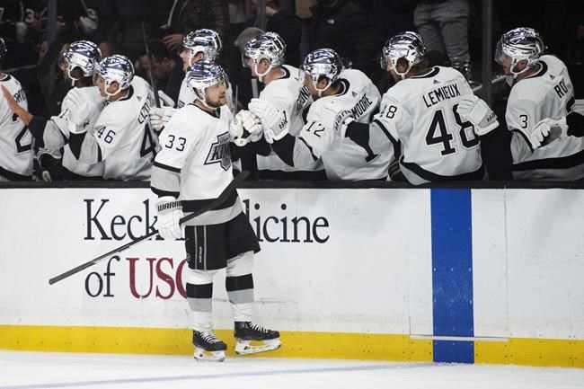 Kings knock off Senators 4-2 to halt losing streak at 5 | iNFOnews.ca