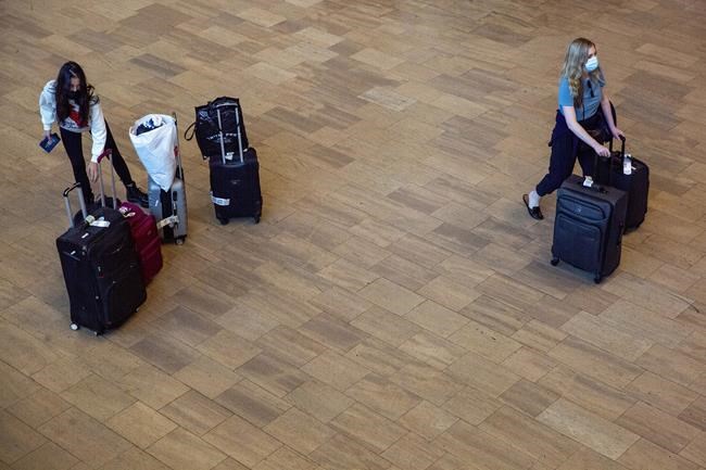 Israel tightens travel restrictions over new COVID variant | iNFOnews.ca