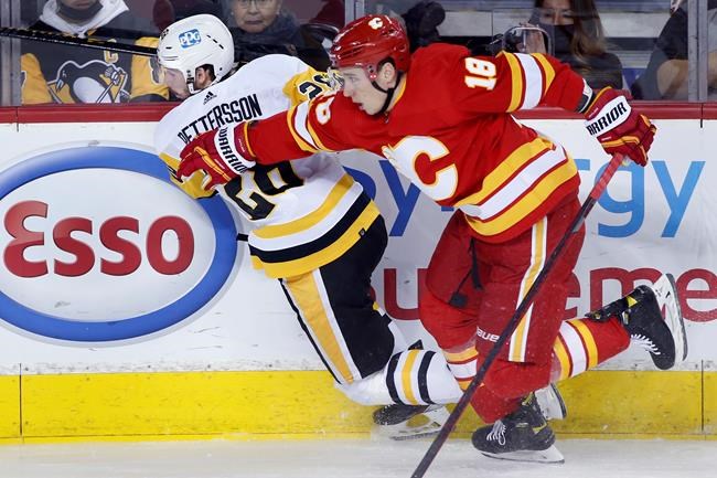 Mikael Backlund lifts Flames to 2-1 shooutout victory over Penguins | iNFOnews.ca Mikael Backlund lifts Flames to 2-1 shooutout victory over Penguins | iNFOnews.ca