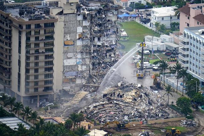 Summer lawsuit trial seen in deadly Florida condo collapse | iNFOnews.ca CP1854097576