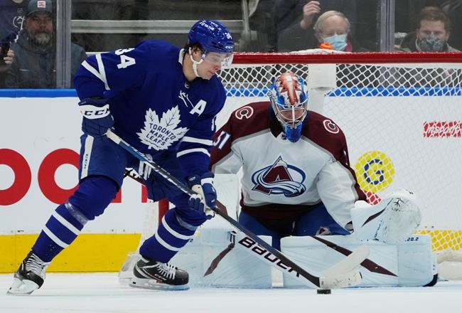 Matthews scores three, Leafs thump Avalanche 8-3 for 15th victory in 17 games | iNFOnews.ca Matthews scores three, Leafs thump Avalanche 8-3 for 15th victory in 17 games | iNFOnews.ca